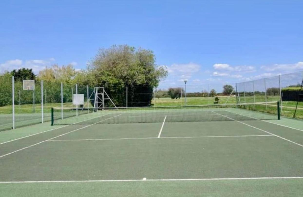 Villa 50 Toledo, Selsey Country Club Extérieur photo