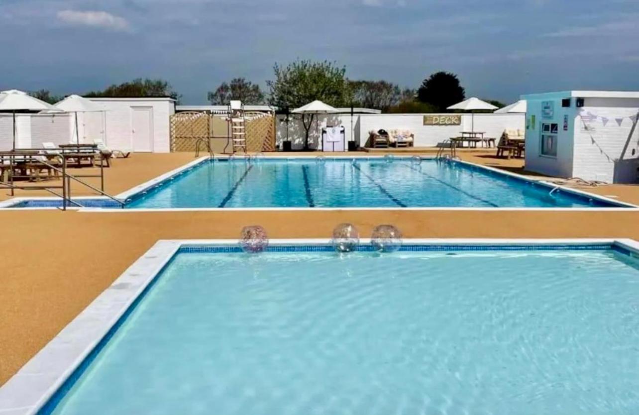 Villa 50 Toledo, Selsey Country Club Extérieur photo